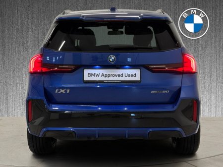 2025 BMW iX1 - thumbnail 15