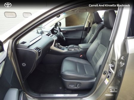 2017 Lexus NX 300 h - thumbnail 10