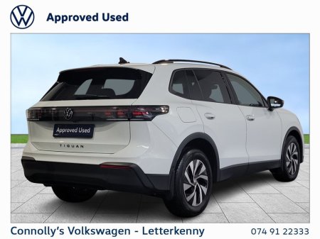 2025 Volkswagen Tiguan - thumbnail 3