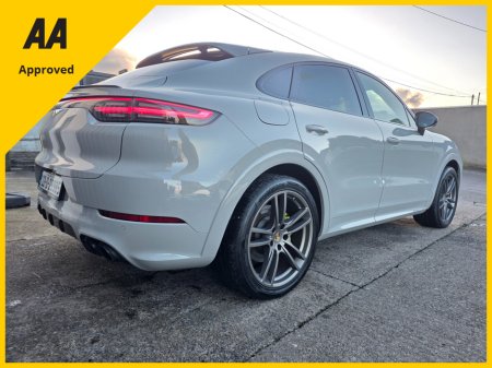 2022 Porsche Cayenne * COUPE * HIGH SPEC €68,900 thumbnail