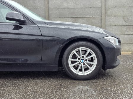 2014 BMW 3 Series - thumbnail 8