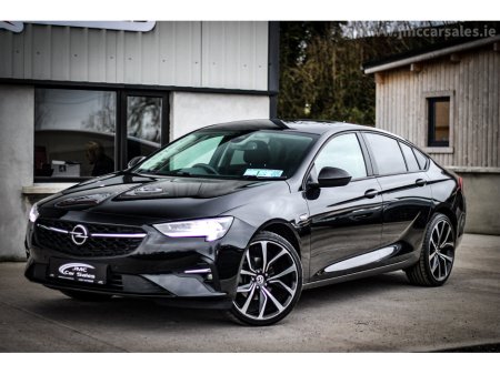 2022 Opel Insignia SC 1.5D 122PS S/S FWD 6 Speed