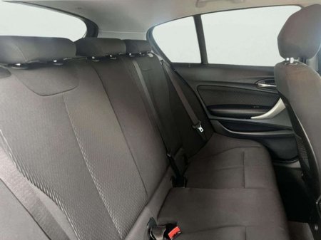 2016 BMW 1 Series - thumbnail 18