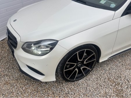 2015 Mercedes-Benz E Class - thumbnail 15