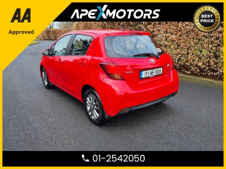 2017 Toyota Yaris - thumbnail 10