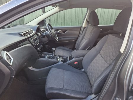 2014 Nissan Qashqai - thumbnail 14