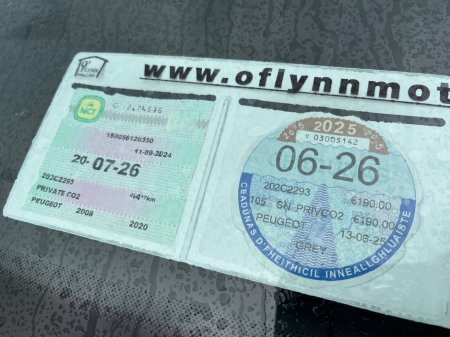 2020 Peugeot 2008 - thumbnail 9