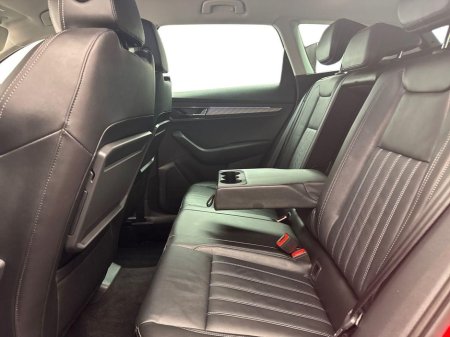 2024 Skoda Karoq 2.0TDI STYLE DSG *FULL LEATHER* €80 PER WEEK ON PCP €39,995 thumbnail