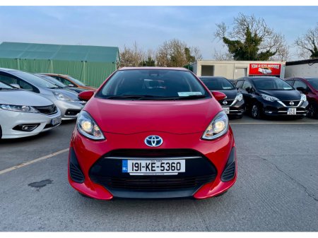 2019 Toyota Aqua - thumbnail 2