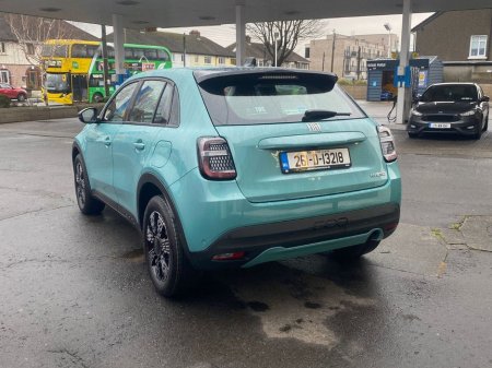 2026 Fiat 600 Dolcevita 1 2 Hybrid Edct €29,995 thumbnail