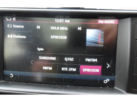 2016 Jaguar F-Pace 2.0 D PORTFOLIO  AUTO.......NCT 09/26........ENGINE REBUILT BY JAGUAR €18,995 thumbnail