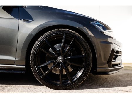 2017 Volkswagen Golf - thumbnail 12