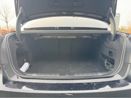 2017 BMW 3 Series - thumbnail 10