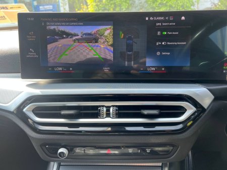 2023 BMW 3 Series - photo 6