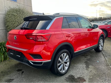 2021 Volkswagen T-Roc STYLE AUTOMATIC 2.0 DIESEL //LOW MILES//KEYLESS ENTRY//REVERSE CAMERA//ADAPTIVE CRUISE CONTROL//BLIND SPOT WARNING// €25,950 thumbnail