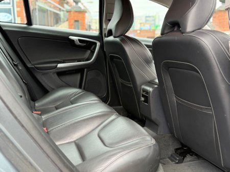 2015 Volvo S60 - thumbnail 23