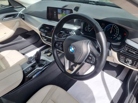 2019 BMW 5 Series - thumbnail 12