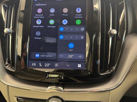 2022 Volvo XC60 - thumbnail 10