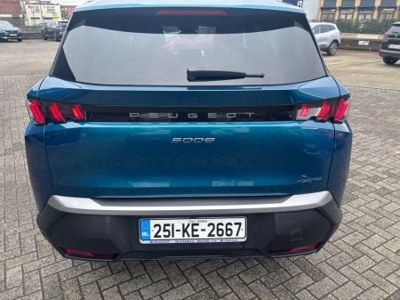 2025 Peugeot 5008 - thumbnail 6