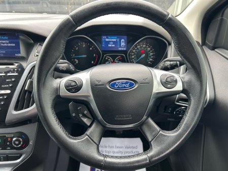 2014 Ford Focus - thumbnail 13