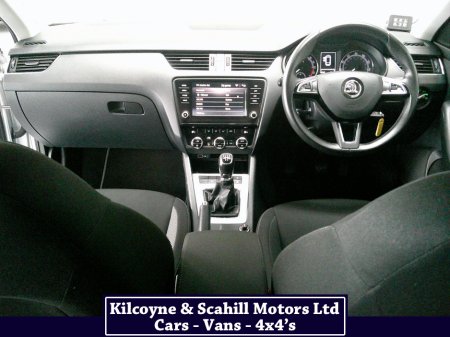 2020 Skoda Octavia - thumbnail 16