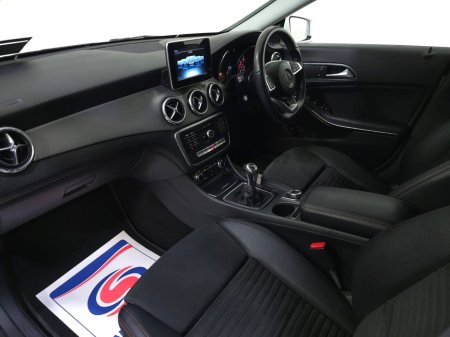 2018 Mercedes-Benz CLA Class CLA 180 D AMG LINE €22,950 thumbnail