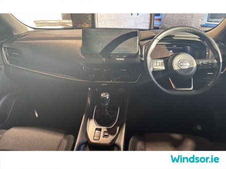 2023 Nissan Qashqai 1.3 PET MILD HYBRID SV PREMIUM €29,995 thumbnail