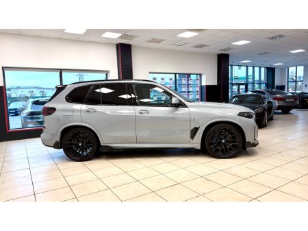 2025 BMW X5 50E MSPORT PRO €95,950 thumbnail