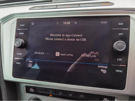 2018 Volkswagen Passat - thumbnail 19