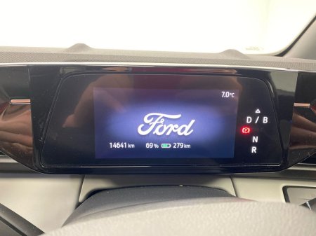 2025 Ford Explorer Premium 77kWh Extended Range RWD €42,995 thumbnail