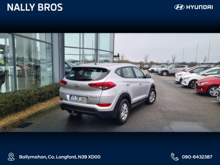 2017 Hyundai Tucson COMFORT 5DR €16,975 thumbnail