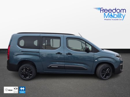 2026 Citroen Berlingo - view 4