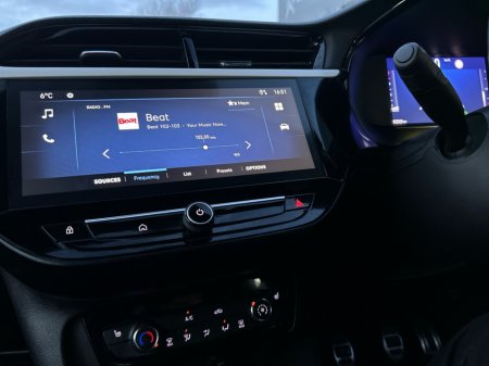 2024 Opel Corsa GS 1.2 75PS 5SPEED 4DR thumbnail