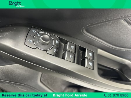 2022 Ford Focus - thumbnail 15