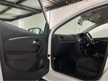 2014 Volkswagen Polo - thumbnail 20