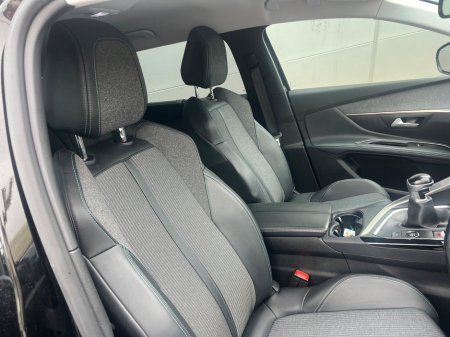 2021 Peugeot 5008 - thumbnail 7