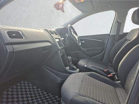 2016 Volkswagen Polo - thumbnail 6