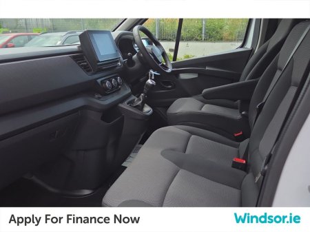 2024 Renault Trafic TRAFIC LL30 BLUE DCI 130 START €25,995