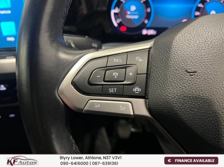 2022 Volkswagen Golf Life 2.0TDI 6 Speed Manual 115bhp 5dr  - 222 Reg €27,995 thumbnail