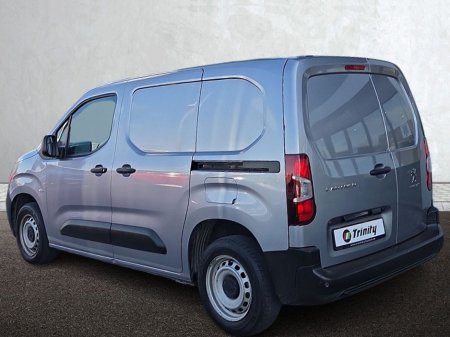 2024 Peugeot Partner - thumbnail 18