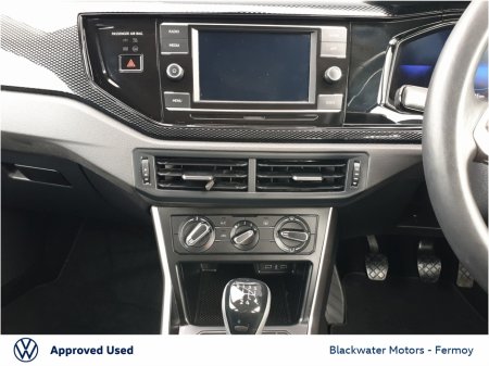 2022 Volkswagen Polo 1.0TSI 95BHP LIFE WITH FLOOR MATS €18,950 thumbnail