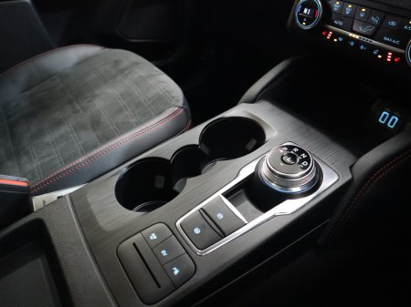 2022 Ford Kuga - thumbnail 23