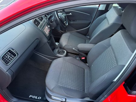 2017 Volkswagen Polo 1.2 TSI 5DR 90HP Allstar DSG €13,990 thumbnail