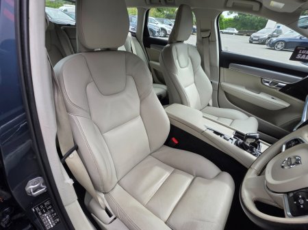 2020 Volvo V90 D4 (190hp) Momentum Auto €24,450
