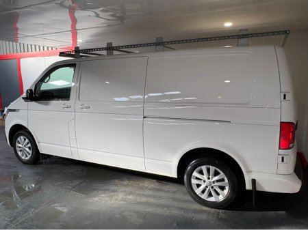 2023 Volkswagen Transporter - thumbnail 22