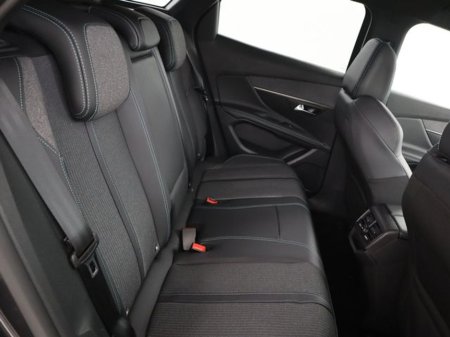 2023 Peugeot 3008 - thumbnail 13