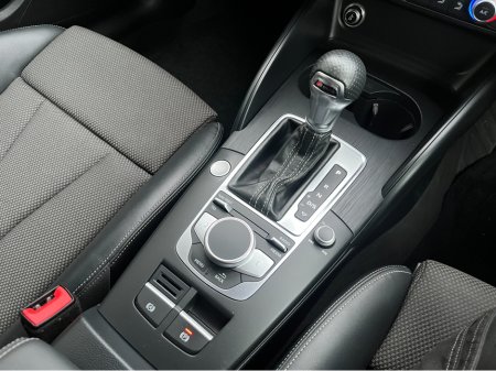 2020 Audi A3 S-LINE AUTOMATIC 1.4 PETROL //HIGH SPEC//HALF LEATHER HEATED SEATS//REVERSE CAMERA//KEYLESS ENTRY//ADAPTIVE CRUISE CONTROL// €24,950 thumbnail