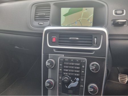 2015 Volvo V60 - thumbnail 15