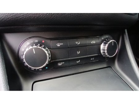 2015 Mercedes-Benz CLA Class **AMG SPORT**  IRISH CAR 180 CDi 4dr - FSH €14,995 thumbnail