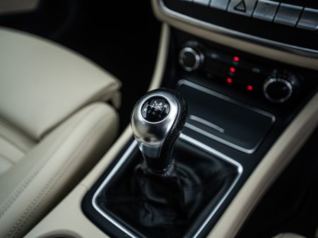 2017 Mercedes-Benz CLA Class - thumbnail 25